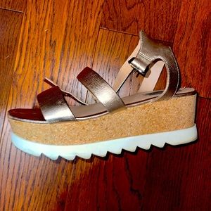 Steven Madden Strappy platform sandals